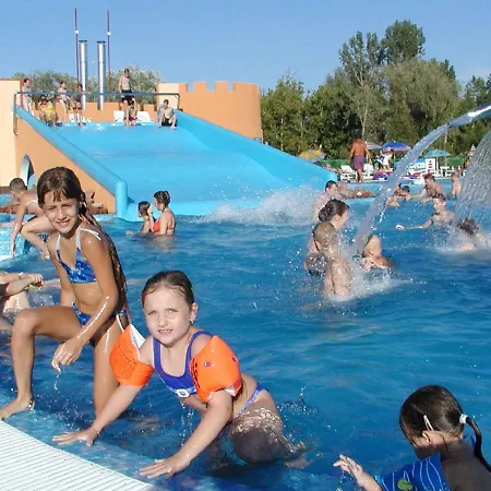 - Balaton 19095 Holiday home Balatonlelle