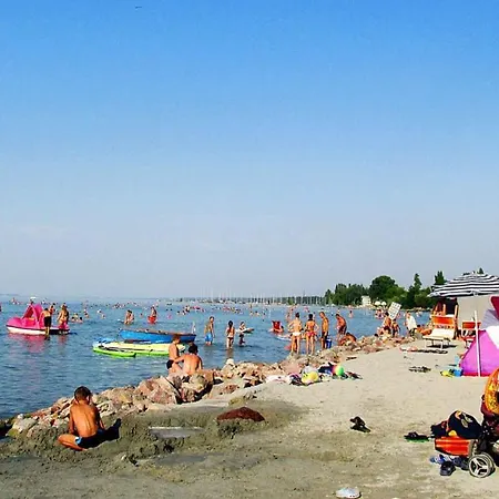 - Balaton 19095 * Balatonlelle