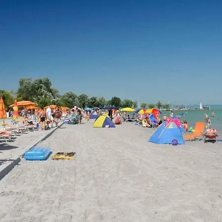 - Balaton 19095 Balatonlelle