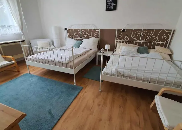 - Balaton 19095 Tatil Evi *