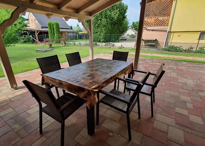 - Balaton 19095 Balatonlelle